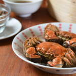 食大閘蟹4注意 營養師提醒：大閘蟹忌與柿子濃茶同食