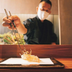 廣尾內津丨東京米芝蓮2星名店襲港 天麩羅大蝦披薄衣 蒸出鮮彈