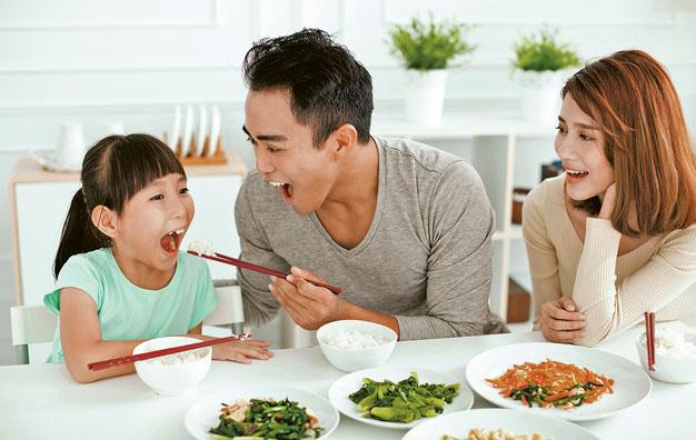 健康家庭：胡亂進補 小心吃壞孩子脾胃 簡易湯水、少吃甜食更實際