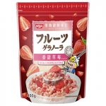 日清香甜草莓穀物麥片登場