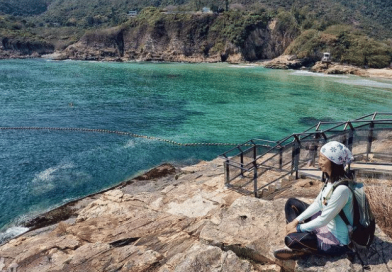 周末好去處丨由市區走入石澳 遊盡藍色情人橋、大浪灣石刻 打卡一流 周末好去處丨由市區走入石澳 遊盡藍色情人橋、大浪灣石刻 打卡一流