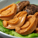 翡翠飲食集團呈獻新春美饌迎兔年 巧手推出多款賀年新春糕點盆菜迎新歲