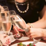 【有氣清酒Sparkling Sake】有氣清酒無間斷發酵   釀製方法與香檳有別   配炸串、爐端燒解油膩感