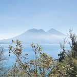 旅遊｜危地馬拉「最美湖泊」阿蒂特蘭湖   觀鳥勝地賞翠綠國鳥   尋《小王子》「蛇吞象」