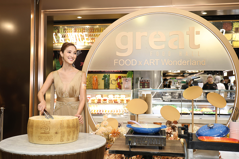 陳凱琳於GREAT FOOD HALL內炮製料理