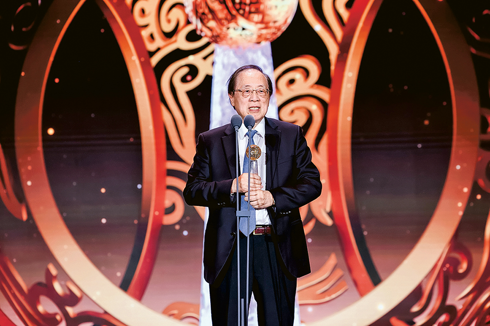 姚期智獲頒「影響世界華人終身成就獎」