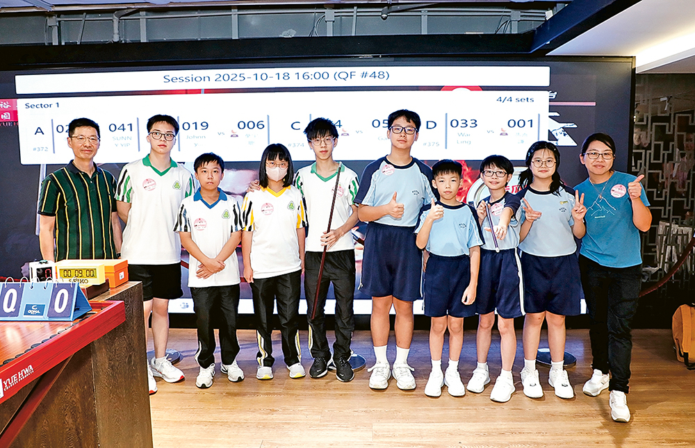 今年賽事首增校際賽(中小學生組別),冠軍得主為聖公會聖三一堂中學(左),亞軍得主為教聯會黃楚標學校(右)。