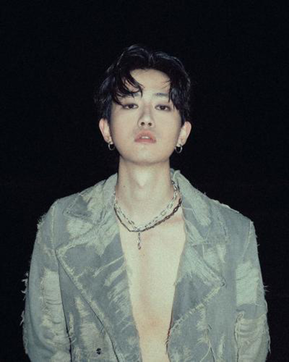 山聚音樂祭︰11月30日(星期日)，新生代唱作歌手Lewsz將演唱最新單曲_Bad Guy