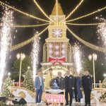 愉景灣舉行盛大的聖誕亮燈儀式，誠邀市民留港歡度佳節。