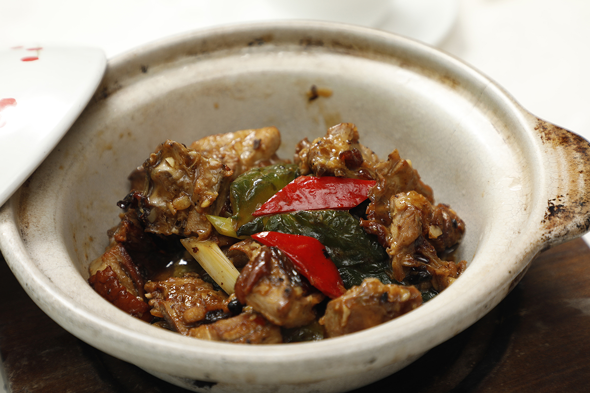 涼瓜醬爆鴨香骨甚為惹味(圖為一客分量)