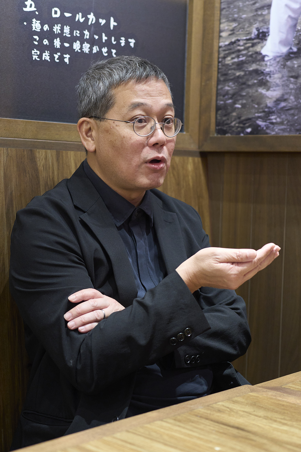 張國勳培育傳承堅持理念的管理團隊,以保持香港店的優勢。