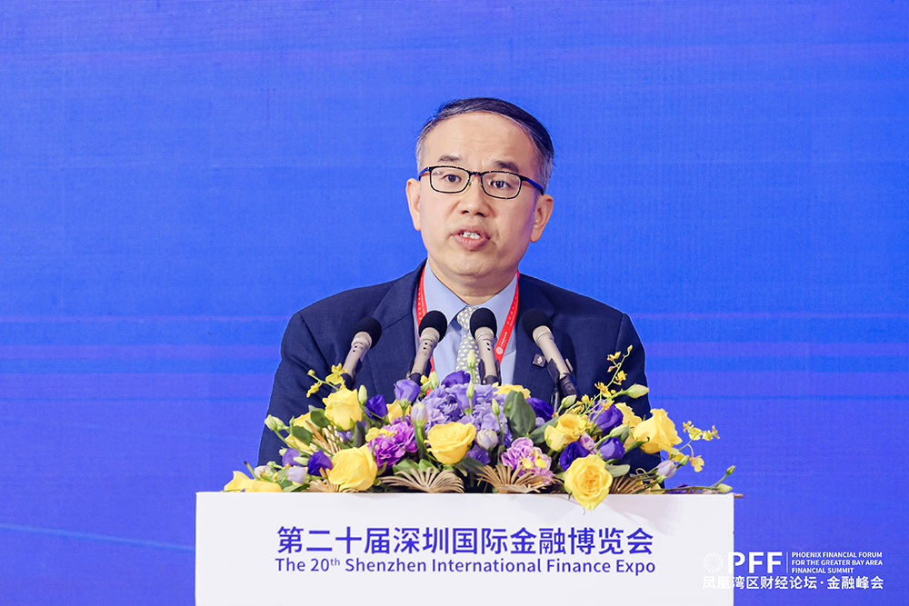 香港特區政府財經事務及庫務局局長許正宇發表演講