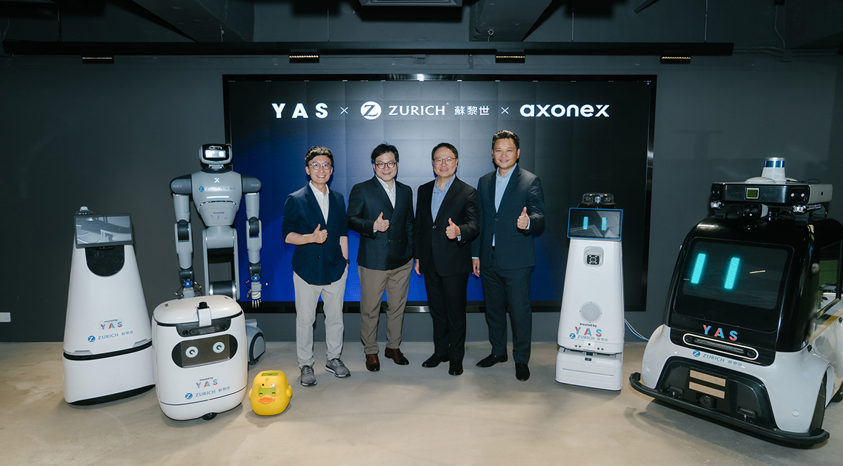 蘇黎世保險(香港)與YAS聯手推出機械人嵌入式保險,推動本地AI及機械人應用。(左起)YAS聯合創辦人李威霖、Axonex創辦人及行政總裁Damian Chan、蘇黎世保險(大中華)行政總裁許金桂、YAS聯合創辦人安宇昭。