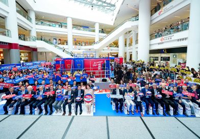 香港中華基督教青年會於奧海城隆重舉行「YMCA 125周年會慶啟動禮暨『籃住你』同行嘉年華」，藉此揭開全年慶祝活動序幕。